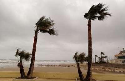 Storm warning activated across the Canary Islands 