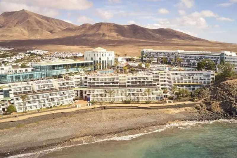Yaiza Council says that the Papagayo Arena Hotel cannot be legalised