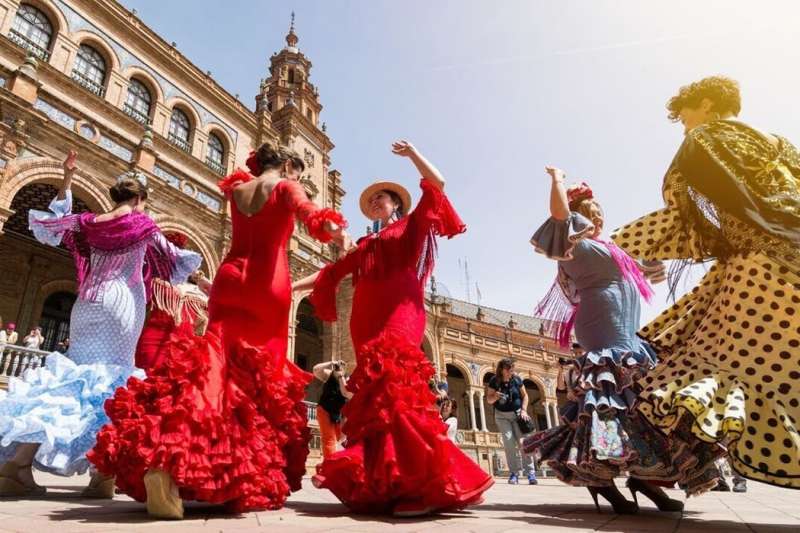 Journey through Spain: Merging historical exploration with modern-day leisure