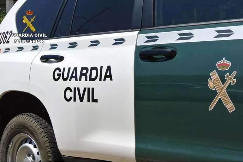 Burglar arrested for breaking into and robbing four bars and restaurants