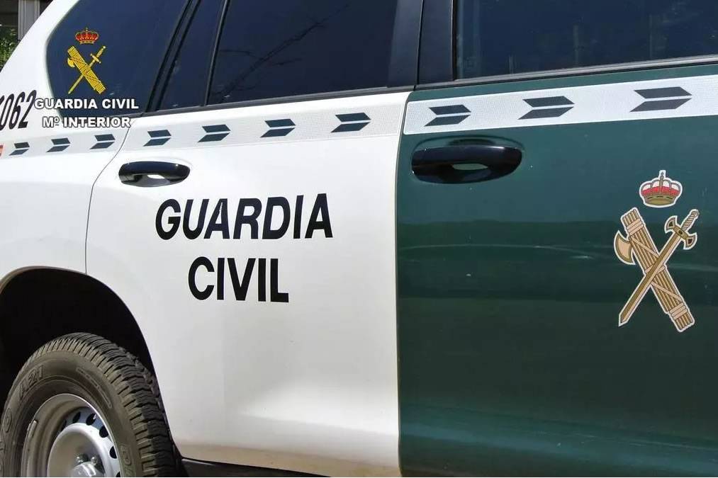 Burglar arrested for breaking into and robbing four bars and restaurants