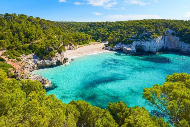 Canary Islands Vs the Balearic Islands: Looking for a never-ending summer 