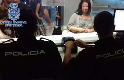 Woman arrested with fake passport at Tenerife South Airport 