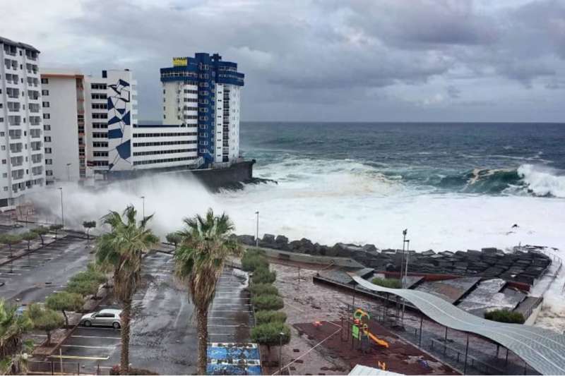Some rain and pre-alert activated for ‘coastal flooding’ in the Canary Islands 