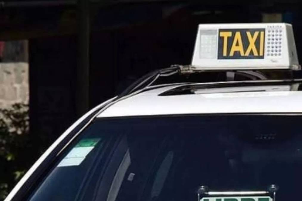 Taxi driver arrested for drug use after knocking over elderly woman in Tenerife