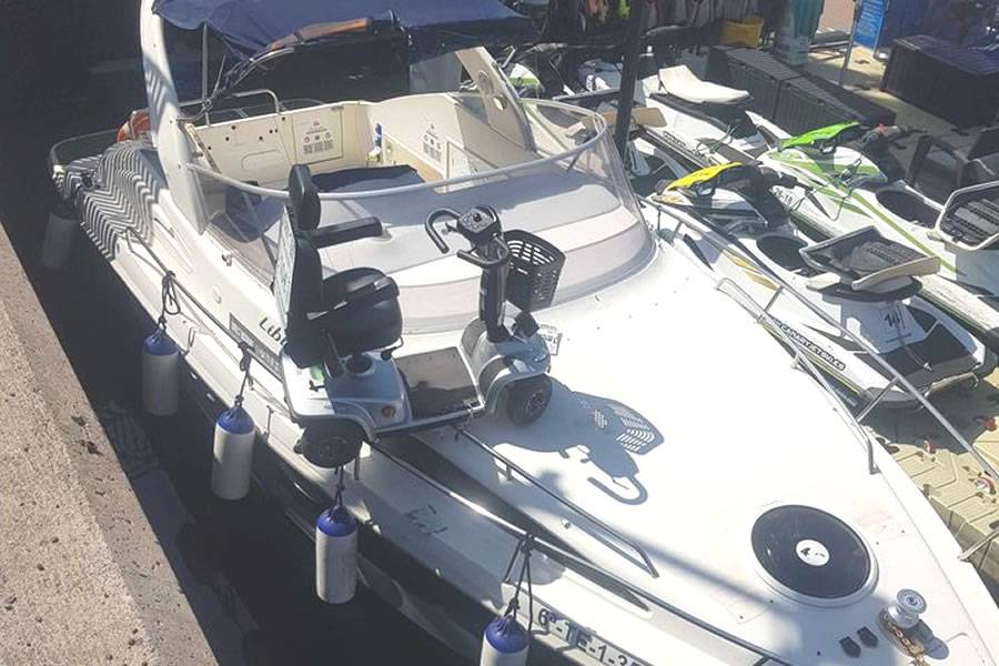 Lucky escape for mobility scooter rider in the south of Tenerife