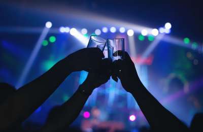 How do you spend your time in the best nightlife venues in Los Cristianos, Tenerife?