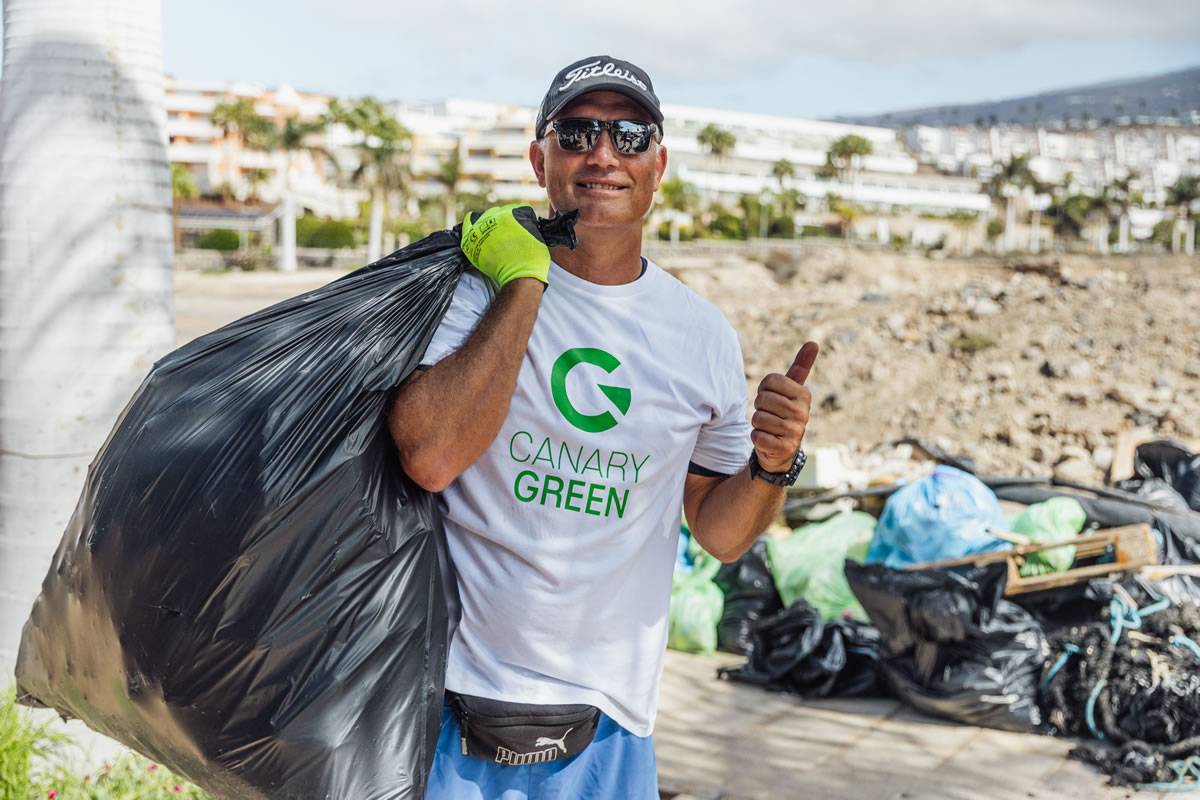 Canary Green leads successful beach clean-up at La Caleta in Costa Adeje