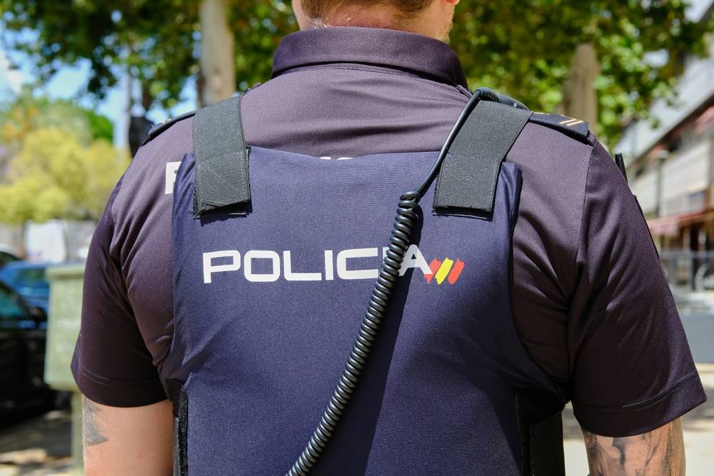 National Police raid illegal ‘Coffee Shop’ in the South of Tenerife