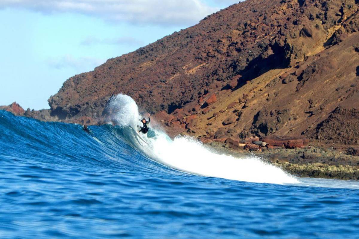 Discovering the Canary Islands through Sports