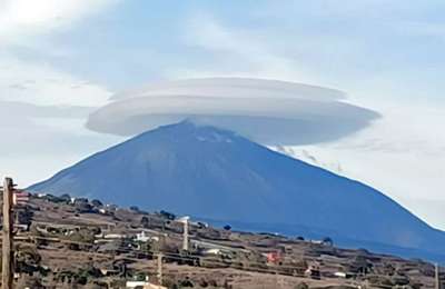 Mount Teide wearing her ‘hat’ means rain is on the way