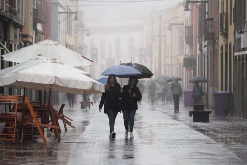 AEMET activates rain warning in the Canary Islands, 