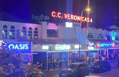 National Police officer hailed a hero for saving man’s life after stabbing in Las Americas