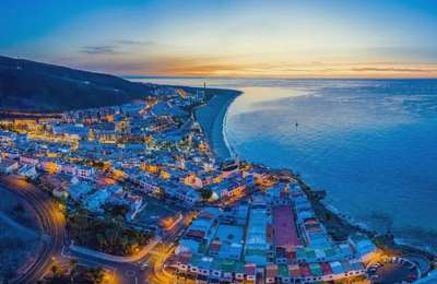 The ultimate Canary Islands casino travel package: Combining gaming with adventure
