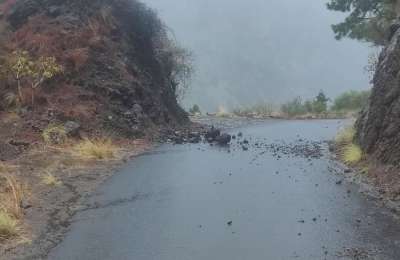 Rainstorms cause multiple incidents across Canary Islands: Alerts remain active