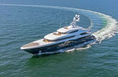 $120 million luxury yacht podium arrives at Santa Cruz Port