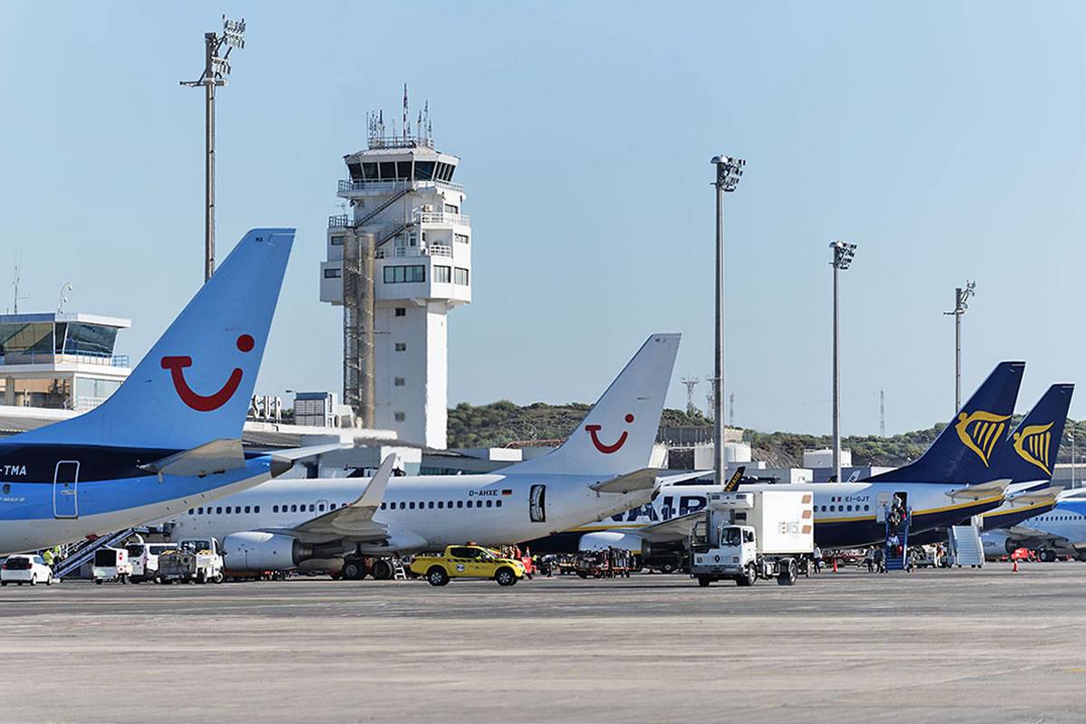 Huge increase in tourists and flights to the Canary Islands this winter