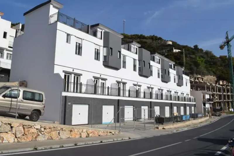 40% of new homes in the Canary Islands are owned by people with five or more properties
