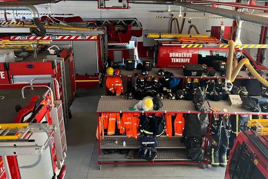 70 emergency responders leave for Valencia to help with the emergency