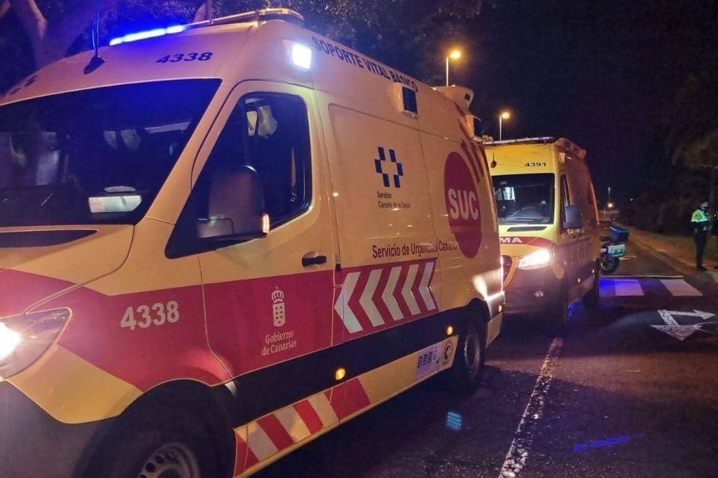 Motorcyclist seriously injured after falling into ravine in the south of Tenerife 