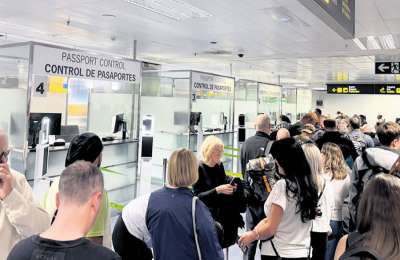 Ashotel calls for urgent action amid passport control chaos at Tenerife South Airport