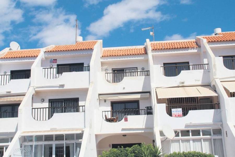Canary Islands requests EU to consider restricting property purchases by non-residents