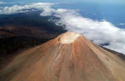 Swarm of 500 earthquakes detected in three hours at Mount Teide 