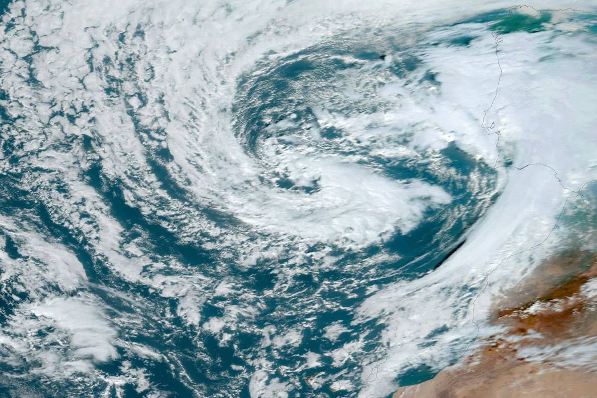 Pre-alert storm warning activated in the Canary Islands for strong rain and thunderstorms