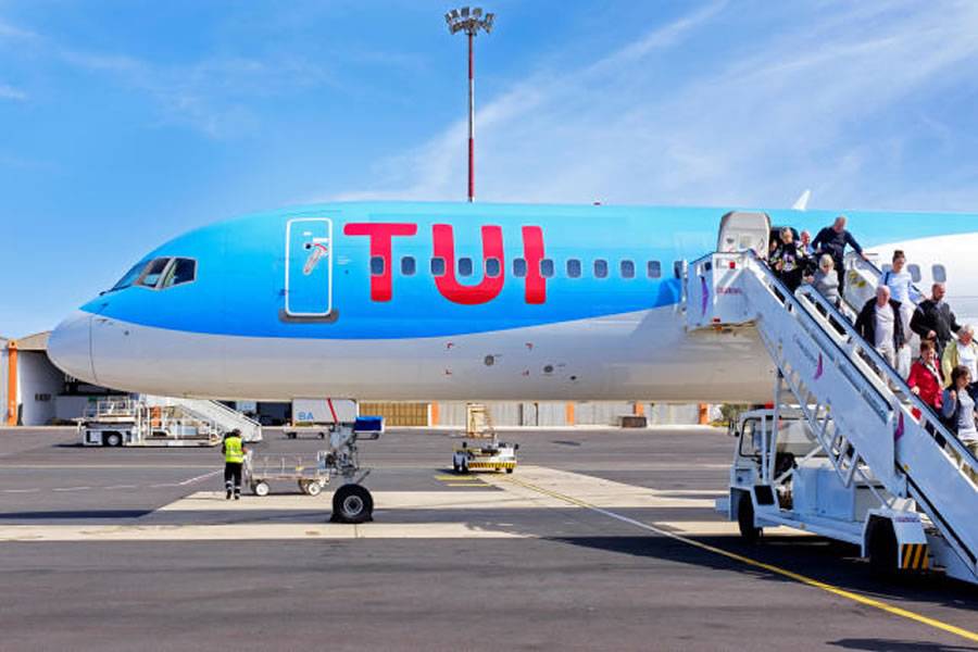Canarian Weekly TUI launches ‘Blue Weeks’ for Black Friday with