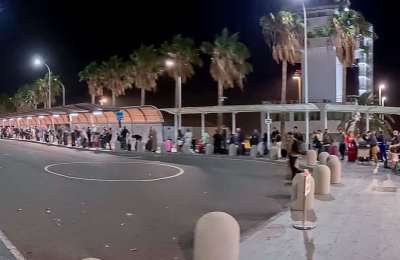 Ashotel: ‘Unacceptable taxi queues at Tenerife South Airport are avoidable’