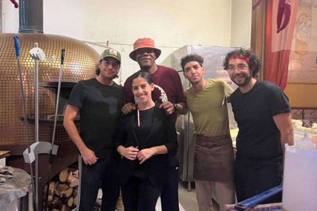Samuel L. Jackson spotted dining at popular pizzeria in the Canary Islands