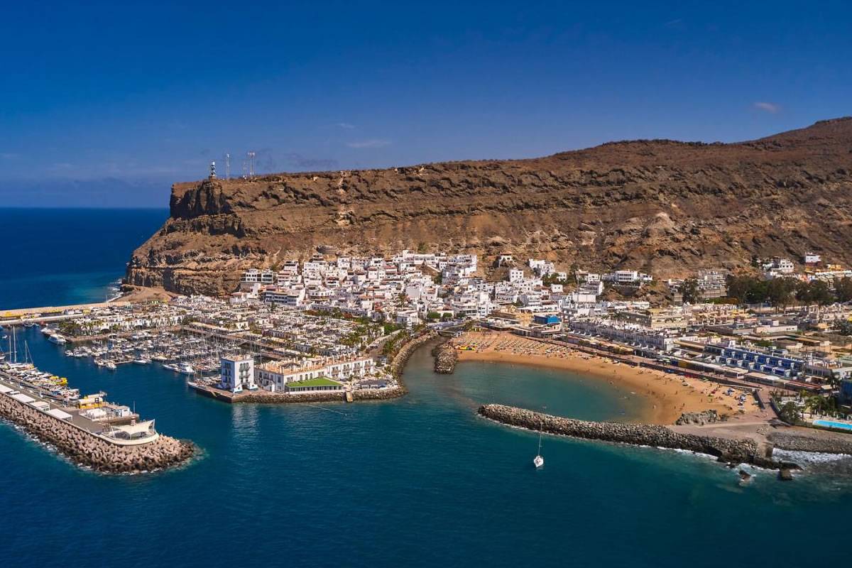 The first tourist tax for accommodation is officially introduced in the Canary Islands