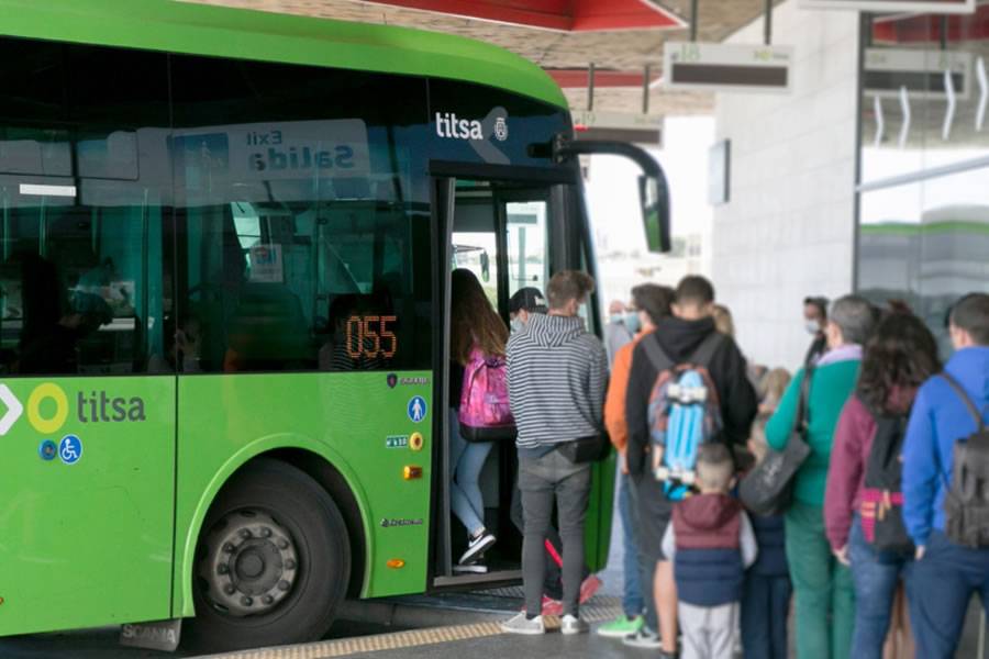 Bus Drivers Strike: Minimum services for public transport on Monday