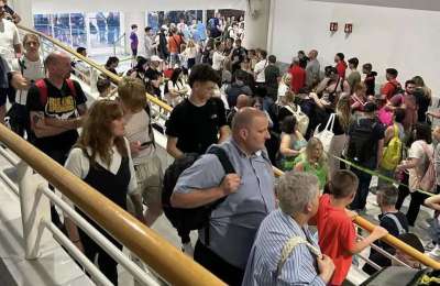 Government acknowledges “occasional delays” in passport control at Tenerife South Airport