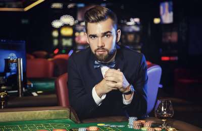 Differences between casual players and professional gamblers