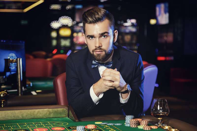 Differences between casual players and professional gamblers