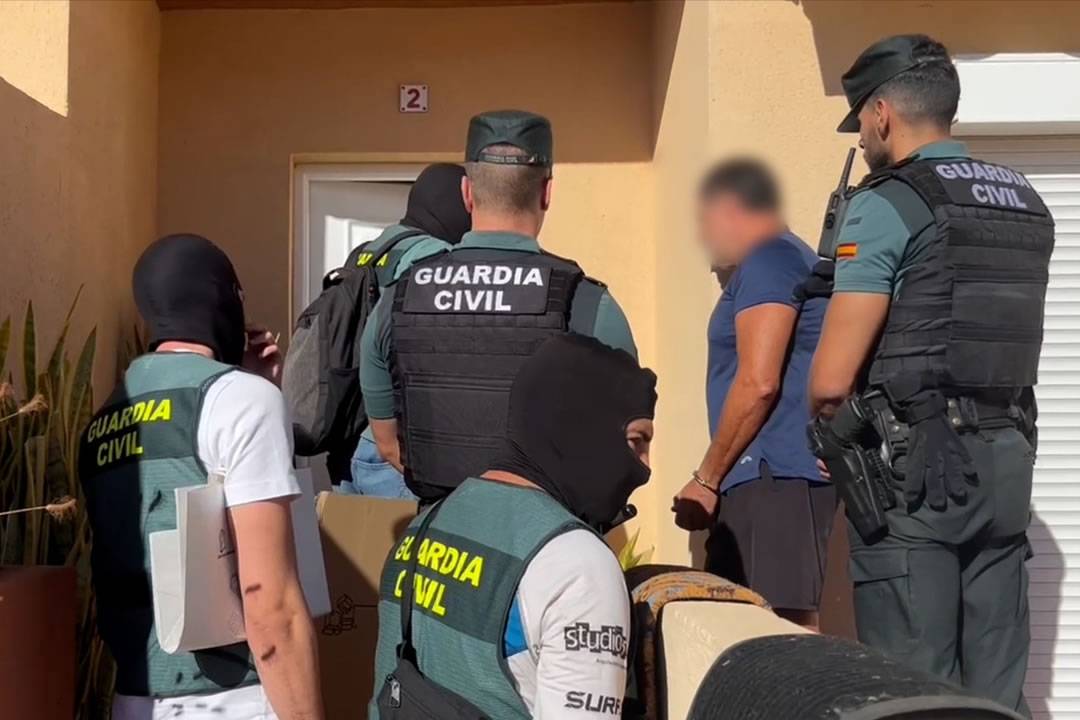 Man arrested in Tenerife for stealing motorbikes, damaging them, and dumping them