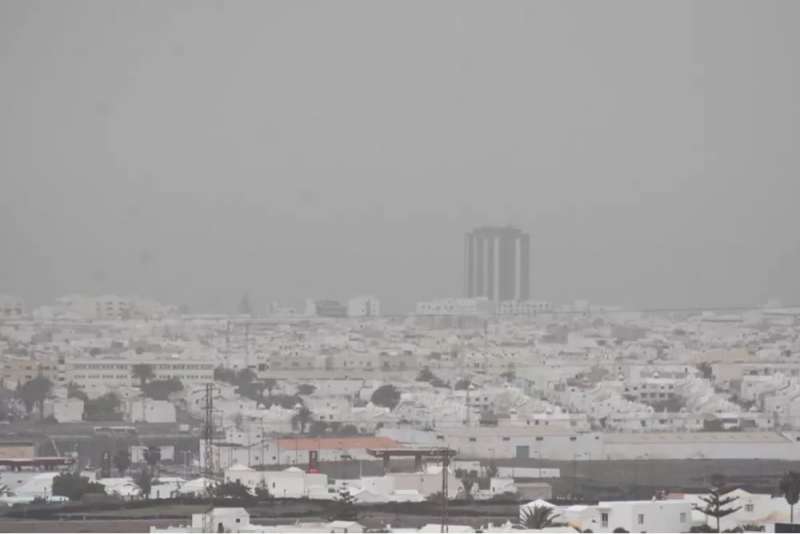 Schools closed in several municipalities of Lanzarote due to strong winds and calima 