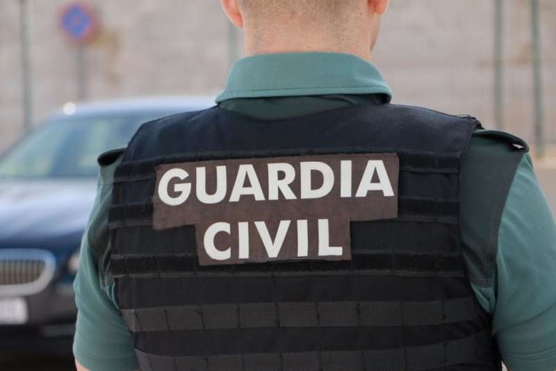 Woman arrested for repeatedly stabbing another inside a car in the Canary Islands