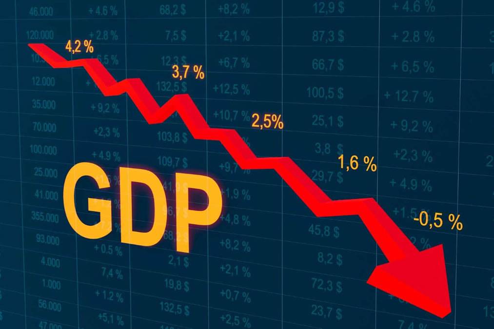 Business leaders warn of economic slowdown after a strong 2024
