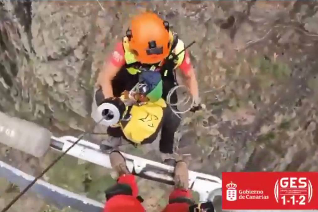 VIDEO: Hiker airlifted to safety after fall in Masca Valley