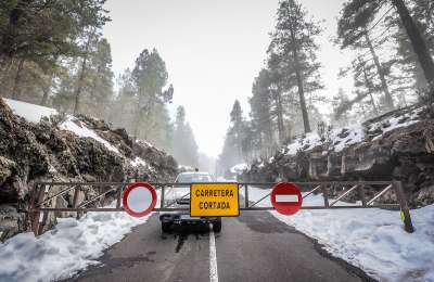 All access roads to Teide closed due to snow and ice