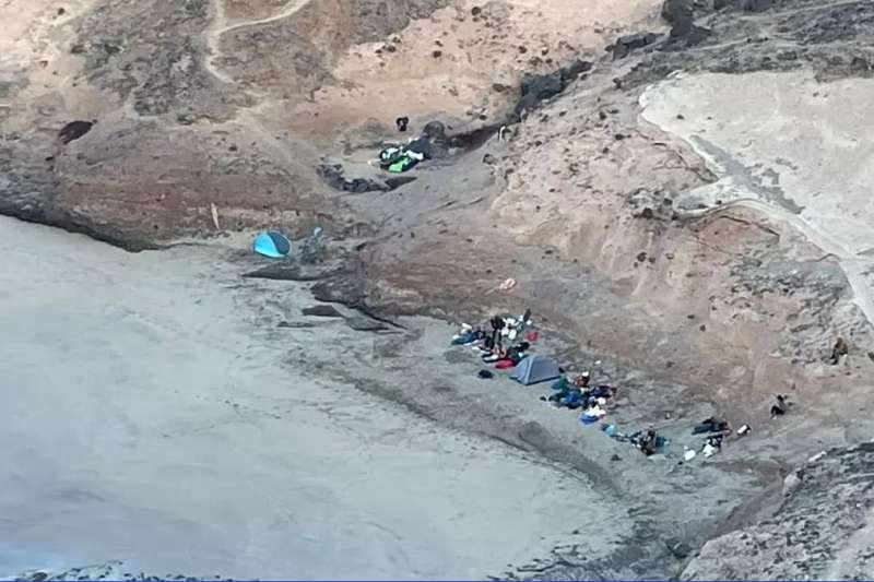 Twelve people charged for illegal camping in a protected area of Costa Adeje
