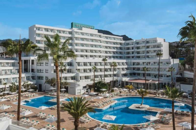 Iberostar Las Dalias hotel in Costa Adeje is sold to investment company