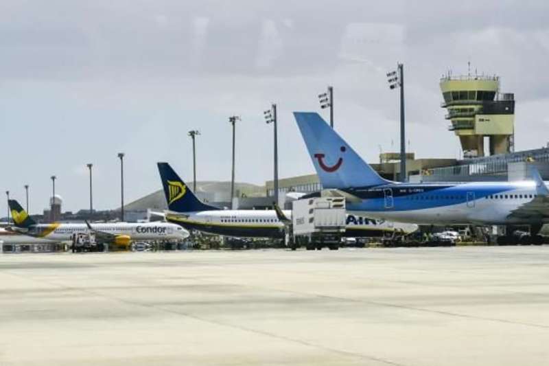 Record number of flights at Canary Islands airports this weekend