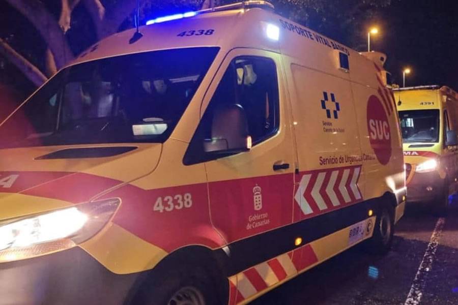 Three injured in collision between two cars on the TF-1 in Las Chafiras