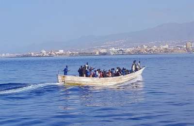 742 migrants arrive in the Canary Islands in ten boats in 24 hours 