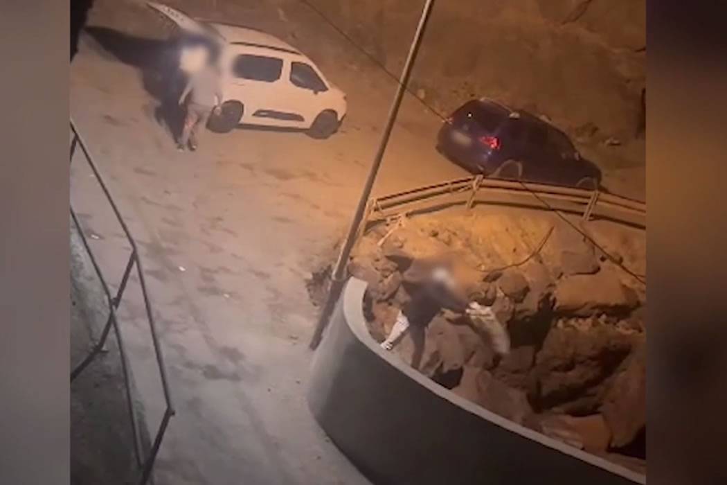 VIDEO: Culprits caught on CCTV illegally dumping rubbish into the sea in Tenerife