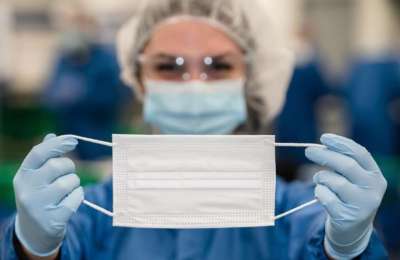 Health Authorities recommend use of masks in medical centres amid rising flu cases
