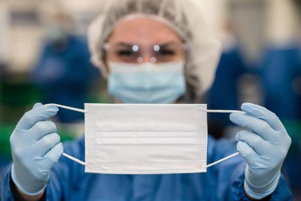 Health Authorities recommend use of masks in medical centres amid rising flu cases